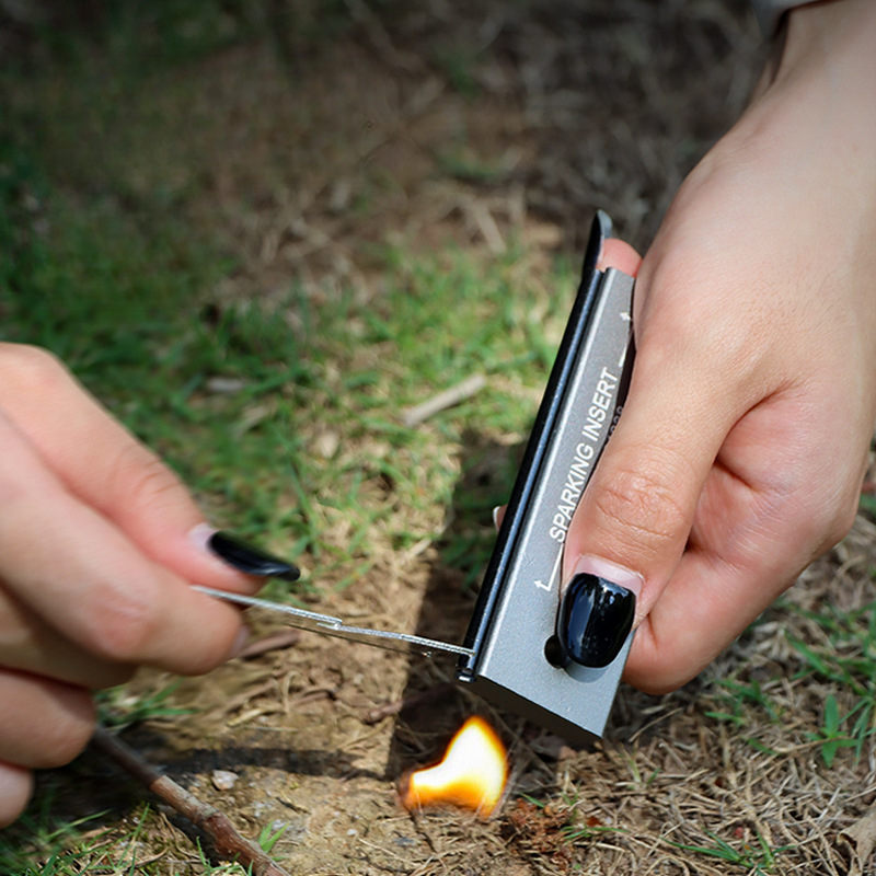 Blocco di magnesio per sopravv - Fire Starting Kit recensione e prezzo